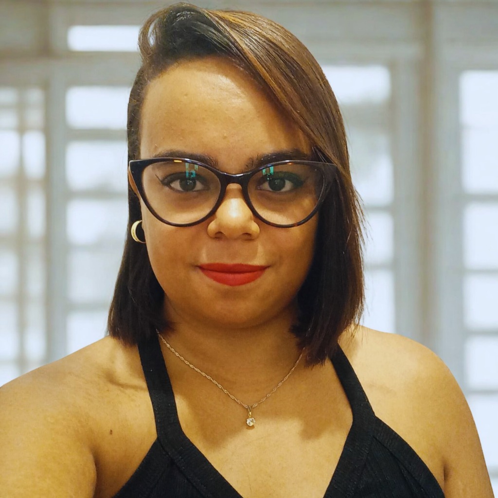 Mikaella, consultora de marketing e Google em Salto-SP